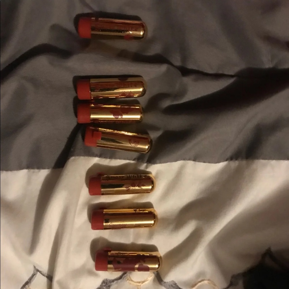 Snow White & 7 Dwarfs Mini Lipsticks SOLD